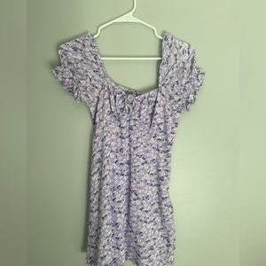 Puff shoulder short dress